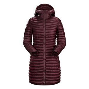 Arc'teryx  Women's Nuri Down Jacket Coat  Size Large in Crimson